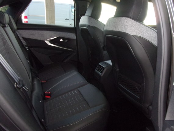 PEUGEOT 3008 NOUVEAU 3008 hybride-017.jpg